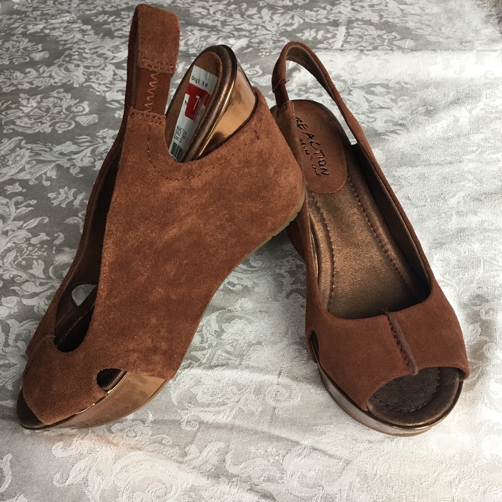 Kenneth Cole Reaction Leather wedge Sandals 7.5